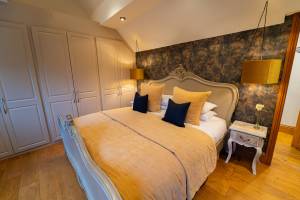 Ecopsia Executive Double Ensuite Room1